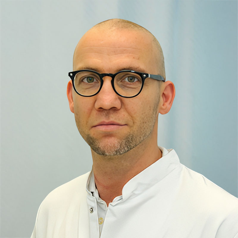 Dr. med. Dirk-Thomas Pillich